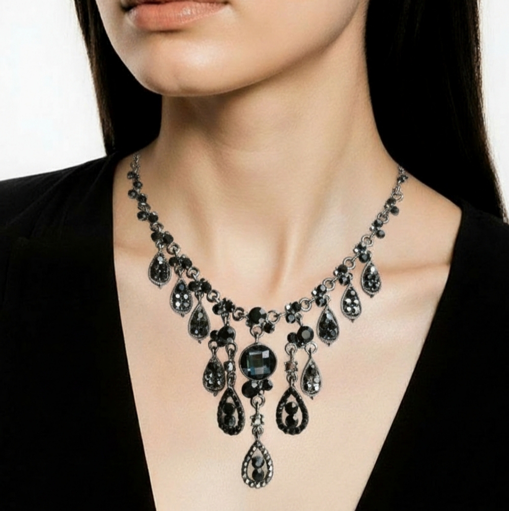 Vintage Black And smoke Crystal Necklace